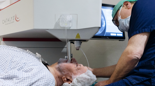 Patient wird für eine Catalys-Operation platziert.